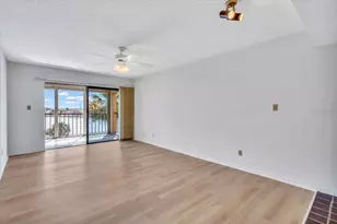 10301 Gulf Blvd, Treasure Island, FL 33706 - Photo 7