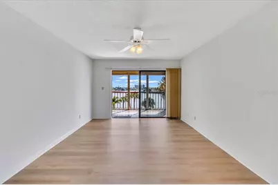 10301 Gulf Boulevard #402, Treasure Island, FL 33706 - Photo 5