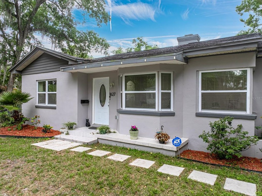 1627 Holly Rd, Lakeland FL  33801-2210 exterior