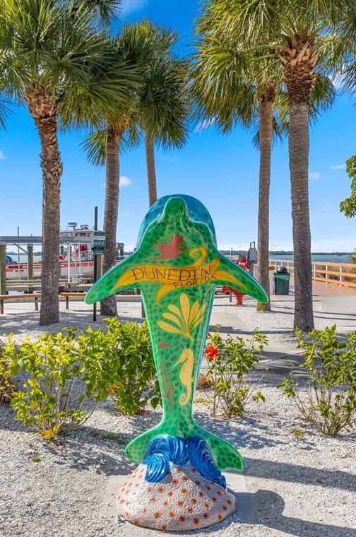 354 Colonial Ct, Dunedin FL  34698-8007 exterior