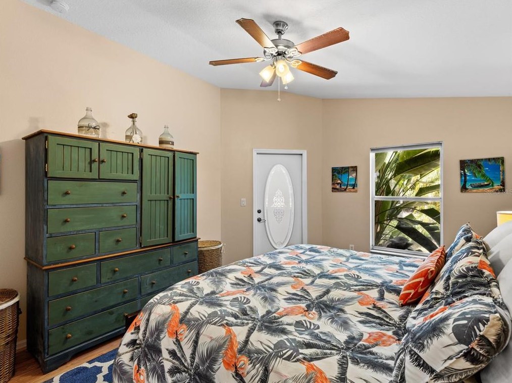 1464 Watermill Cir, Tarpon Springs FL  34689-7030 exterior