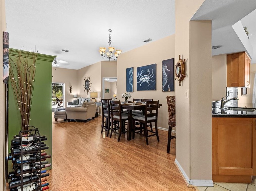 1464 Watermill Cir, Tarpon Springs FL  34689-7030 exterior