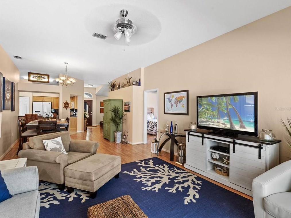 1464 Watermill Cir, Tarpon Springs FL  34689-7030 exterior