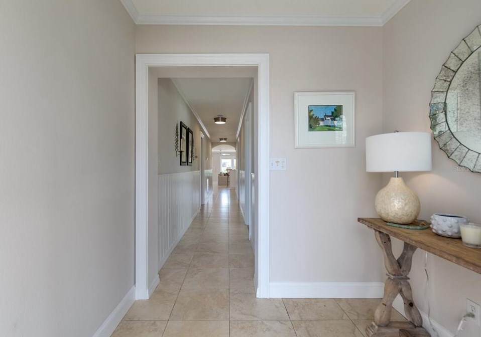 318 La Hacienda Dr, Belleair Beach FL  33785-3715 exterior