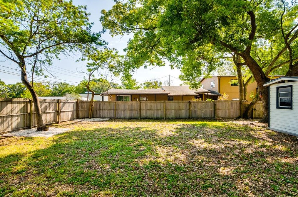 3931 52nd Ave, Saint Petersburg FL  33714-2336 exterior