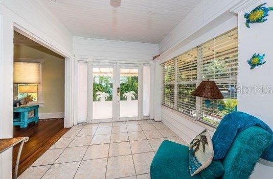 5317 18th Ave, Saint Petersburg FL  33710-5107 exterior