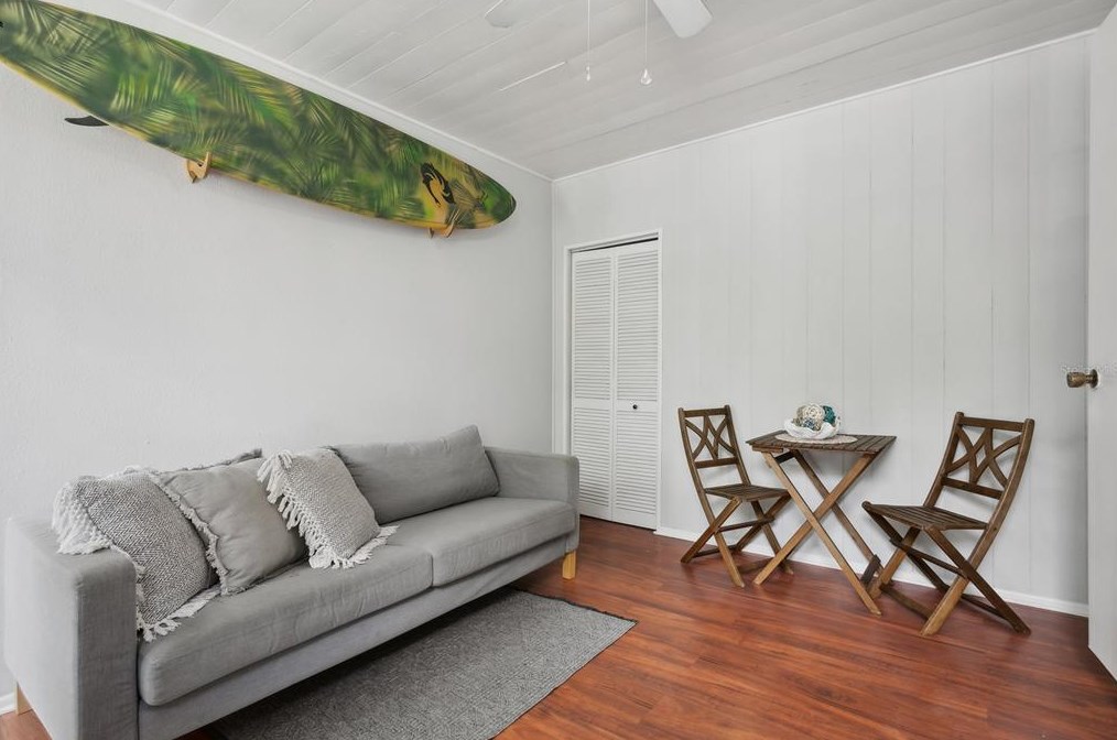 5231 Dartmouth Ave, Saint Petersburg FL  33710-7215 exterior