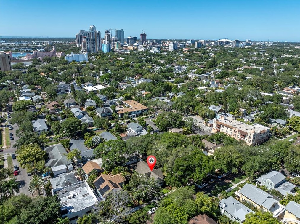 436 13th Ave, Saint Petersburg FL  33701-1126 exterior