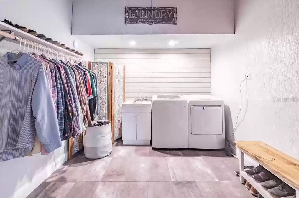 4513 Estate Dr, Plant City FL  33567-1647 exterior