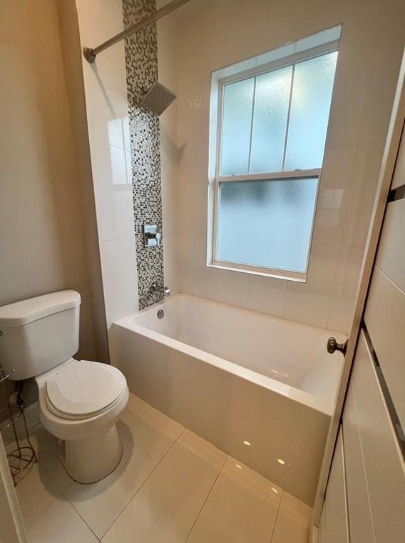 5243 Burlington Ave, Saint Petersburg FL  33713-8433 exterior