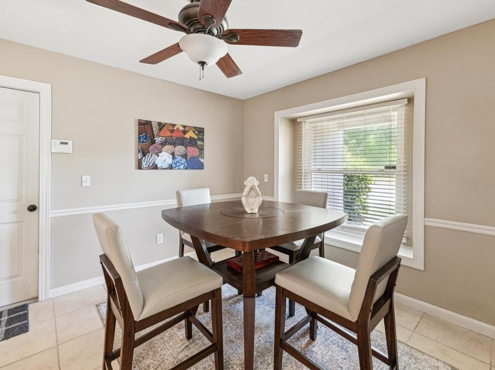 17637 Meadowbridge Dr, Lutz FL  33549-5574 exterior