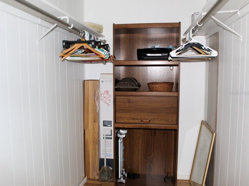 62 Thatch Palm St, Largo FL  33770-7413 exterior