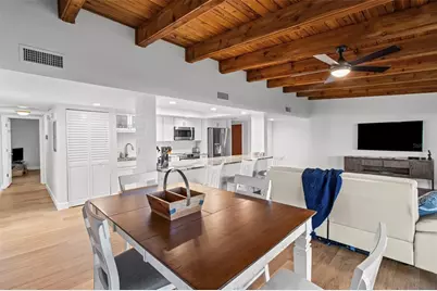 200 120th Avenue W #8A, Treasure Island, FL 33706 - Photo 9