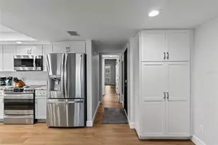 200 120th Ave W, Treasure Island, FL 33706 - Photo 15