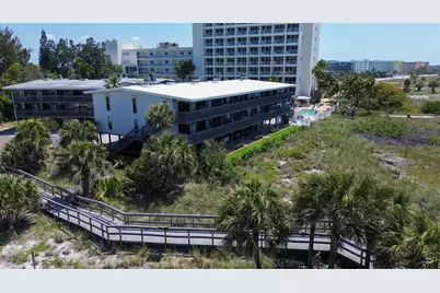 200 120th Avenue W #8A, Treasure Island, FL 33706 - Photo 3