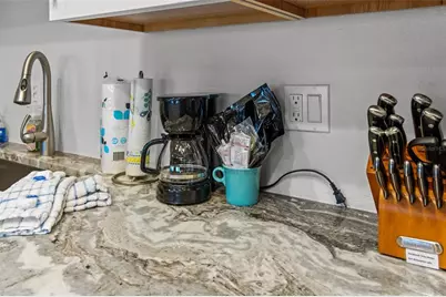 200 120th Avenue W #8A, Treasure Island, FL 33706 - Photo 17