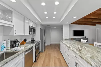 200 120th Avenue W #8A, Treasure Island, FL 33706 - Photo 11