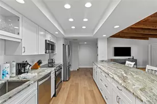 200 120th Ave W, Treasure Island, FL 33706 - Photo 11