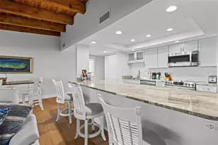 200 120th Ave W, Treasure Island, FL 33706 - Photo 13