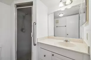 12300 Vonn Rd, Largo, FL 33774 - Photo 11