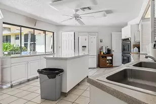 12300 Vonn Rd, Largo, FL 33774 - Photo 23