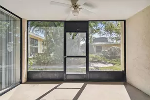 12300 Vonn Rd, Largo, FL 33774 - Photo 13