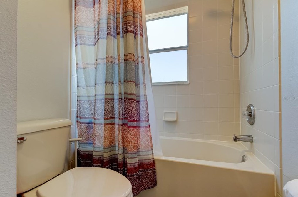 8426 Deer Chase Dr, Riverview FL  33578-8608 exterior