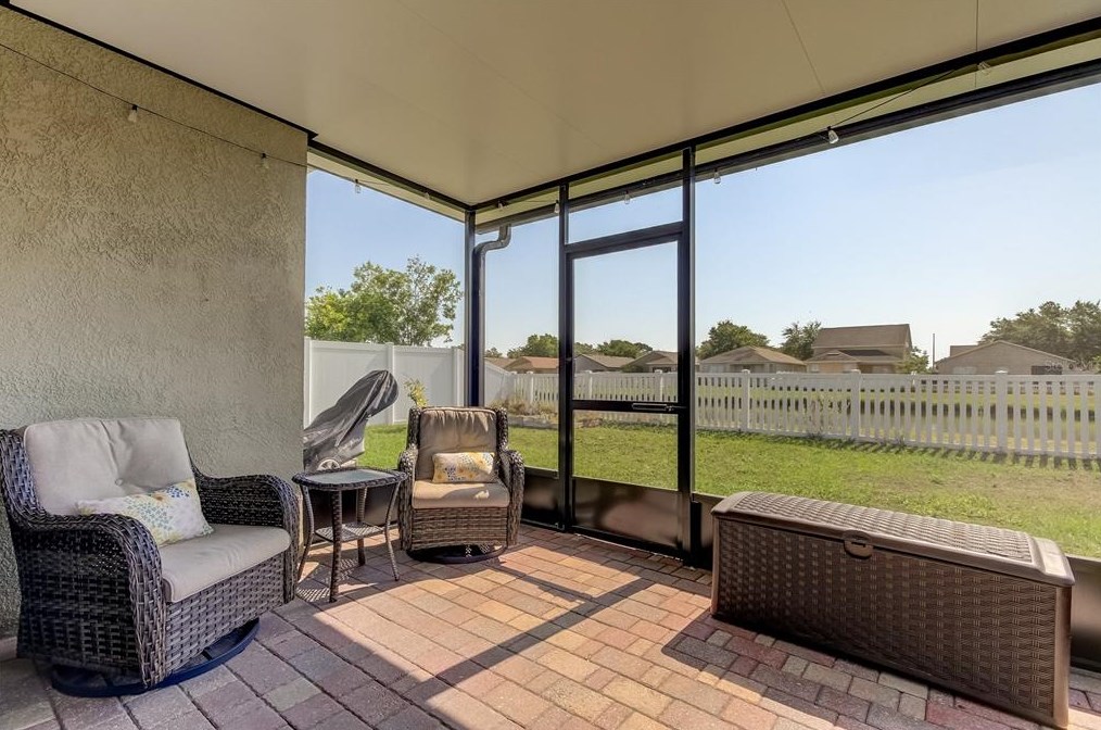 8426 Deer Chase Dr, Riverview FL  33578-8608 exterior