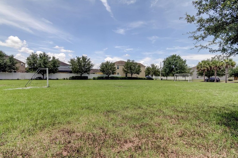8426 Deer Chase Dr, Riverview FL  33578-8608 exterior