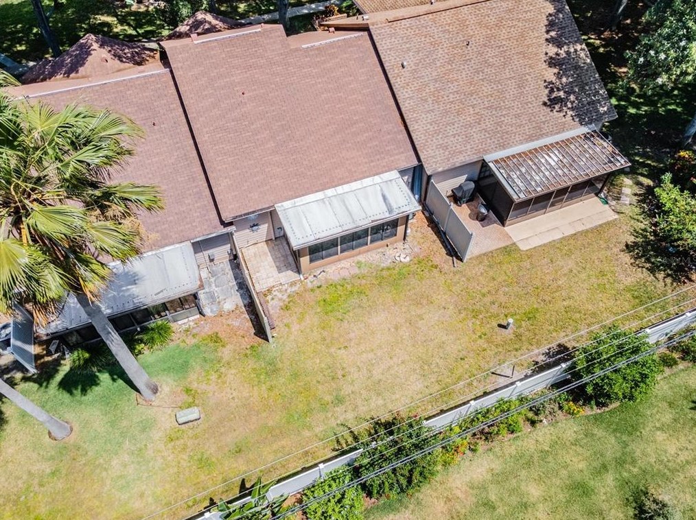 2582 Bentley Dr, Palm Harbor FL  34684-1804 exterior
