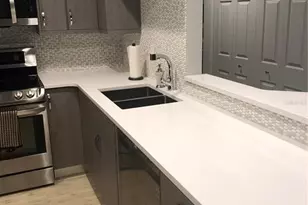 3357 38th St S, Saint Petersburg, FL 33711 - Photo 7