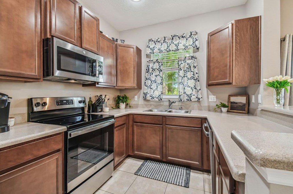 8845 Moonlit Meadows Loop, Riverview FL  33578-8836 exterior