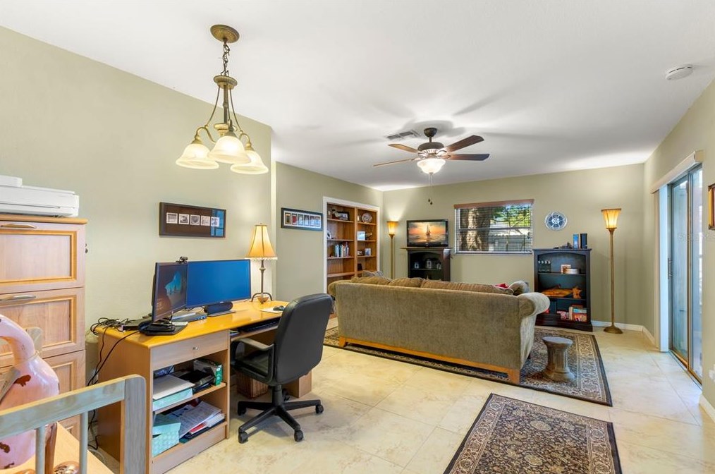 908 Anchorage Ln, Palm Harbor FL  34685-1603 exterior