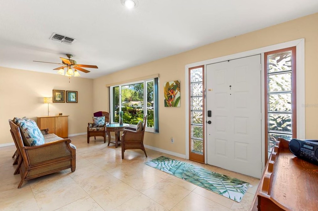 908 Anchorage Ln, Palm Harbor FL  34685-1603 exterior