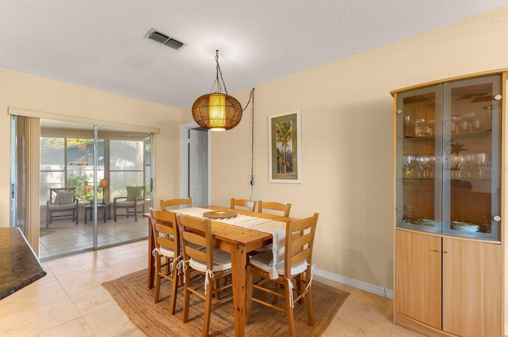 908 Anchorage Ln, Palm Harbor FL  34685-1603 exterior