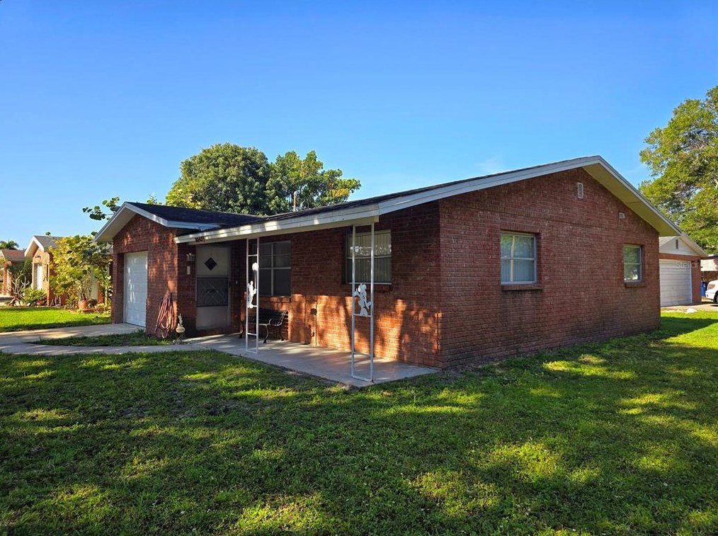 3342 39th St, Saint Petersburg FL  33713-2318 exterior