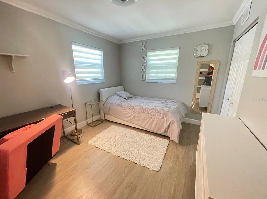 1534 Wexford Dr, Palm Harbor FL  34683-6229 exterior