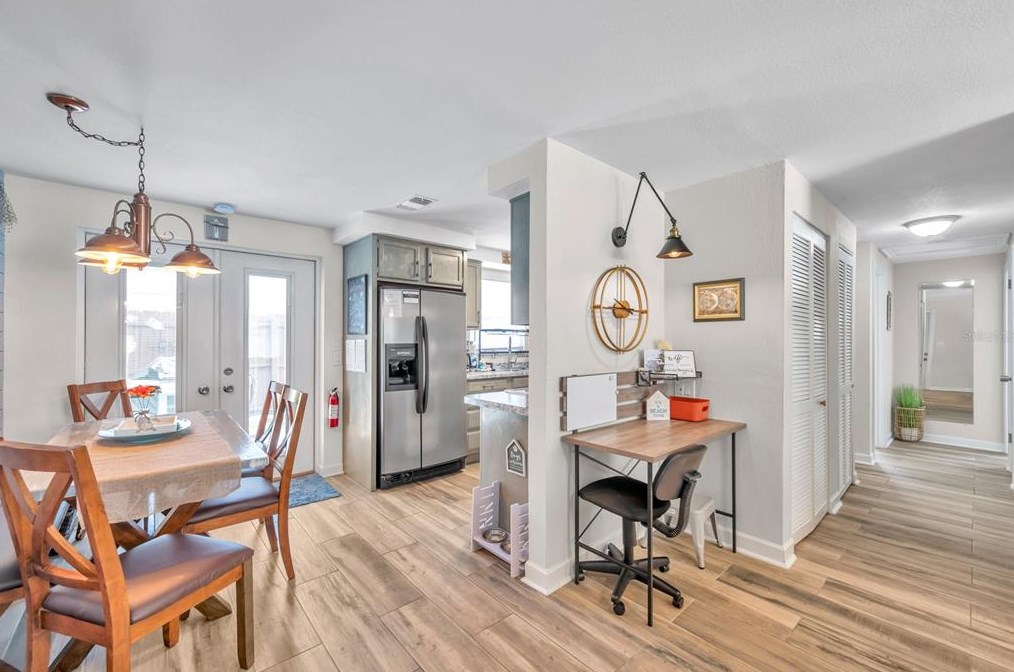 8900 Southern Comfort Dr, Largo FL  33773-4731 exterior