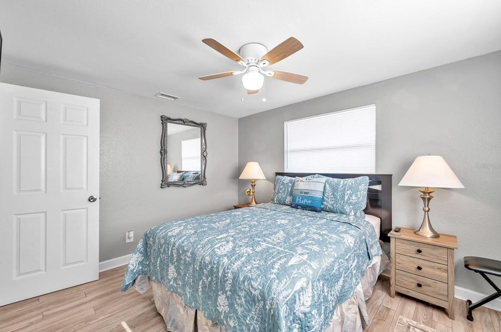 8900 Southern Comfort Dr, Largo FL  33773-4731 exterior