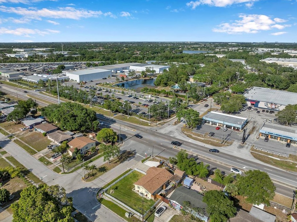 8900 Southern Comfort Dr, Largo FL  33773-4731 exterior