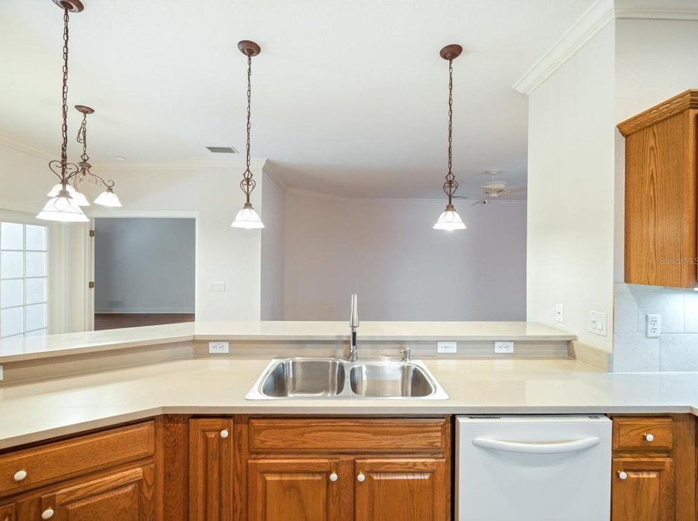 6614 Grn Acres Blvd, New Port Richey FL  34655-6031 exterior