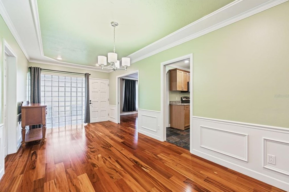 2604 Frst Pkwy, Largo FL  33771-1452 exterior