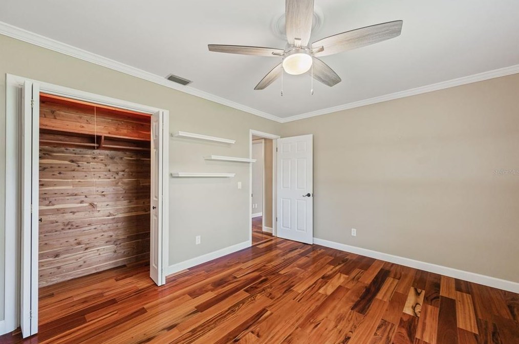 2604 Frst Pkwy, Largo FL  33771-1452 exterior