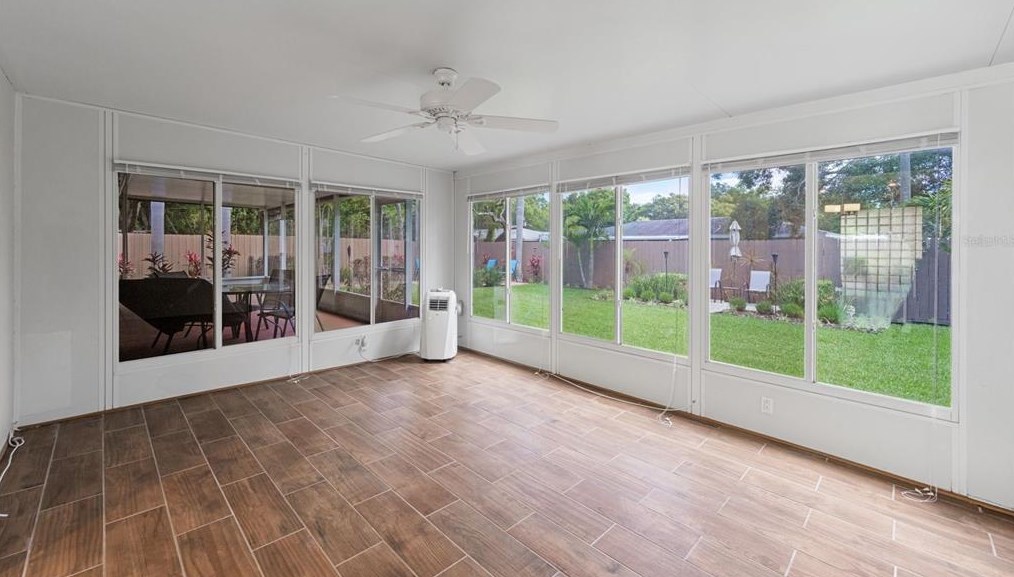 2604 Frst Pkwy, Largo FL  33771-1452 exterior