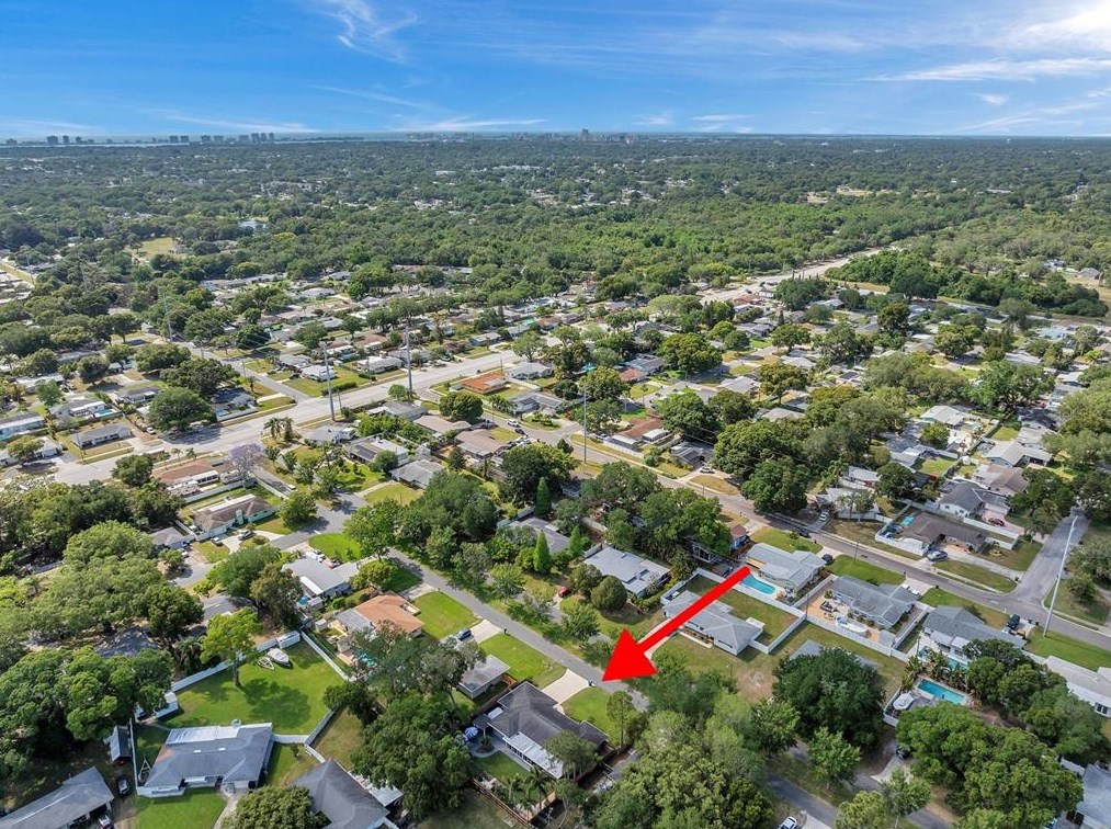 2604 Frst Pkwy, Largo FL  33771-1452 exterior