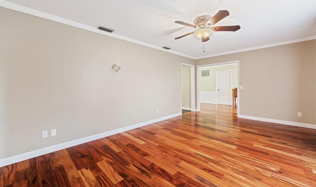 2604 Frst Pkwy, Largo FL  33771-1452 exterior