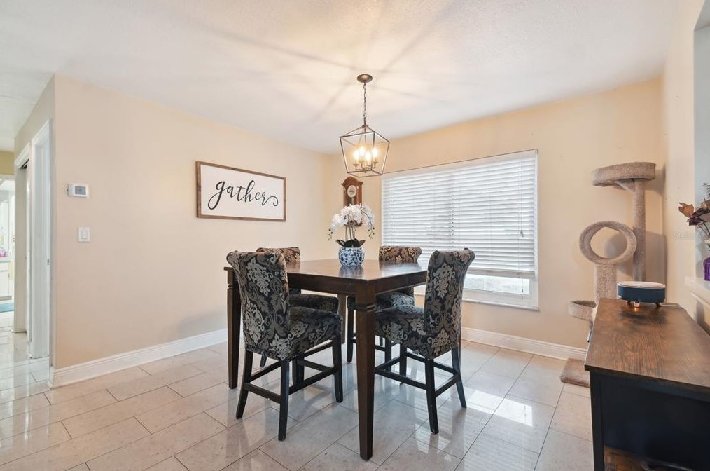 2777 Valencia Ln, Palm Harbor FL  34684-3936 exterior