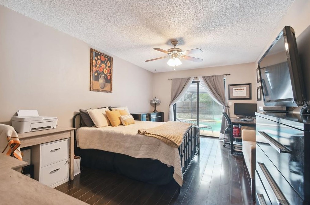 2777 Valencia Ln, Palm Harbor FL  34684-3936 exterior