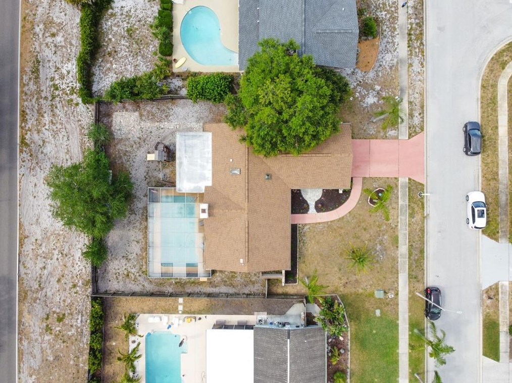 2777 Valencia Ln, Palm Harbor FL  34684-3936 exterior