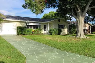 9901 111th Ln, Seminole, FL 33772 - Photo 1